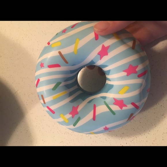 4 squishies! - Picture 4 of 4